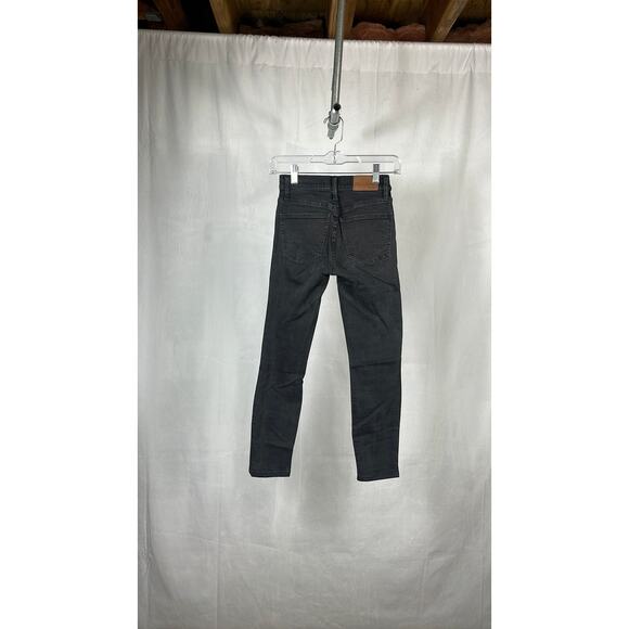 Madewell 9” High Rise Skinny Jean in Lunar Wash Black. - Picture 3 of 12